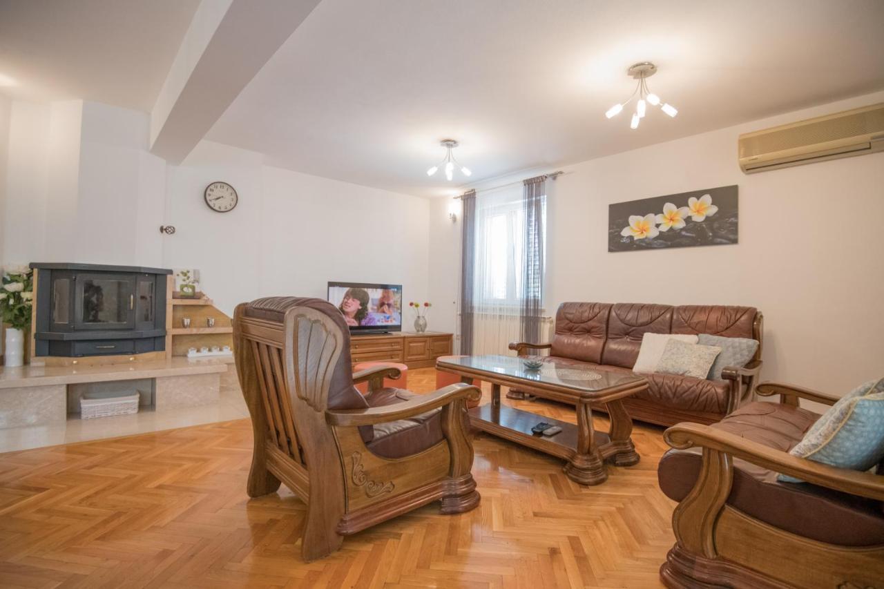 Villa Glorija Grubine Экстерьер фото