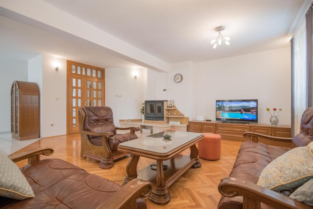 Villa Glorija Grubine Экстерьер фото